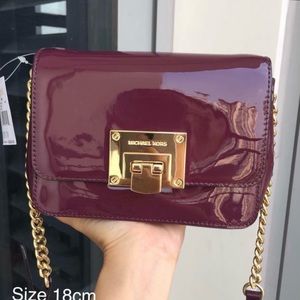 NWT Michael Kors tina crossbody handbag